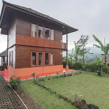 Kanaka Residence Mitra Reddoorz Ciater Exterior foto