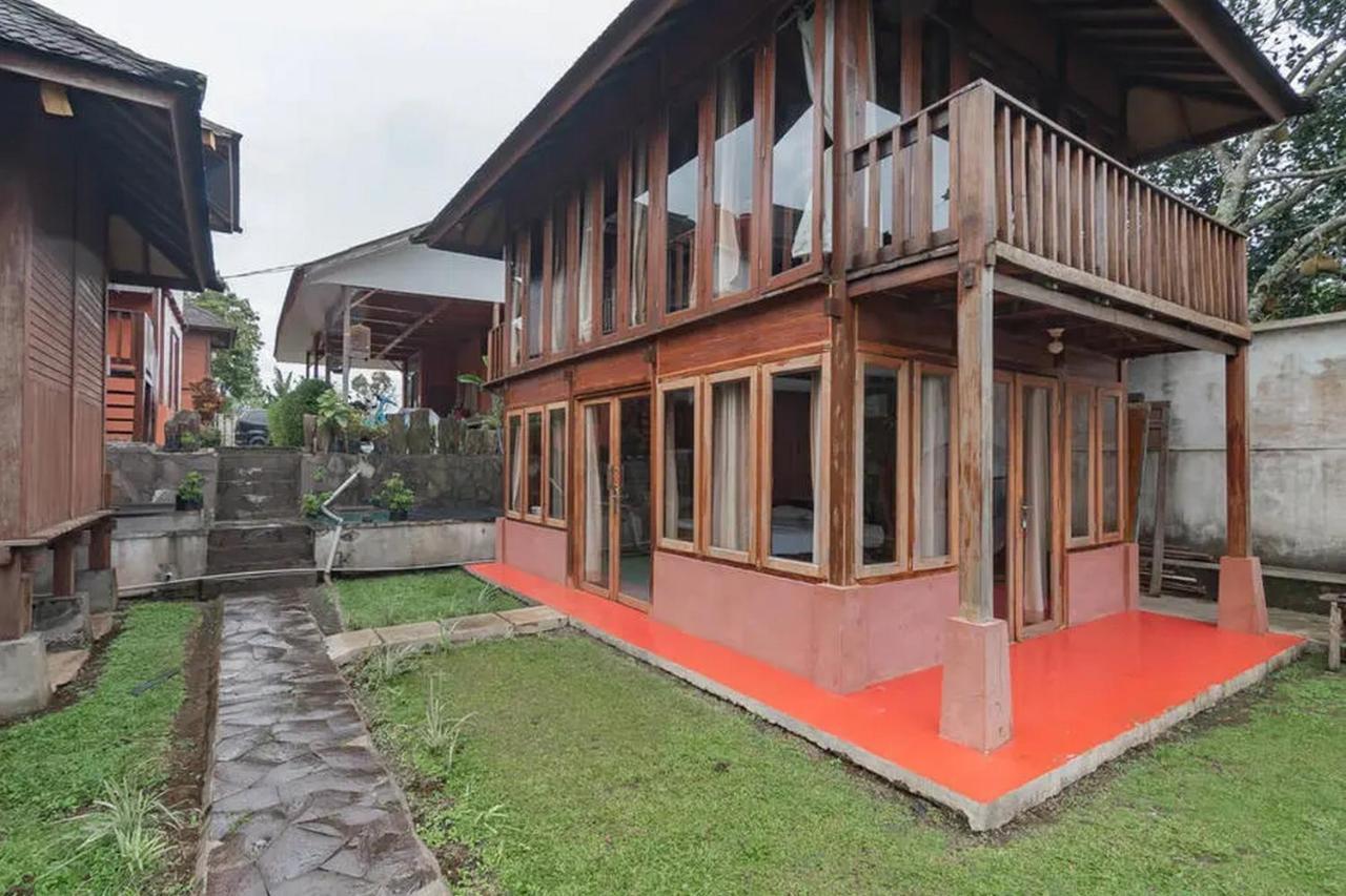 Kanaka Residence Mitra Reddoorz Ciater Exterior foto